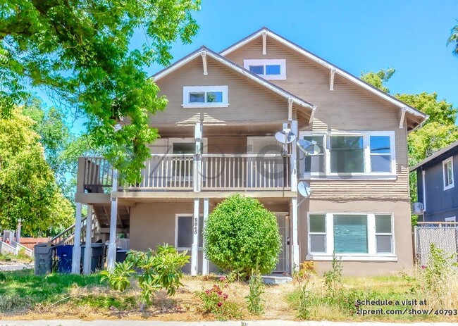 2843 2nd Ave in Sacramento, CA - Building Photo - Building Photo