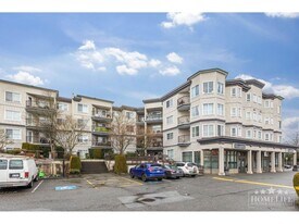 5765 Glover Rd in Langley, BC - Building Photo