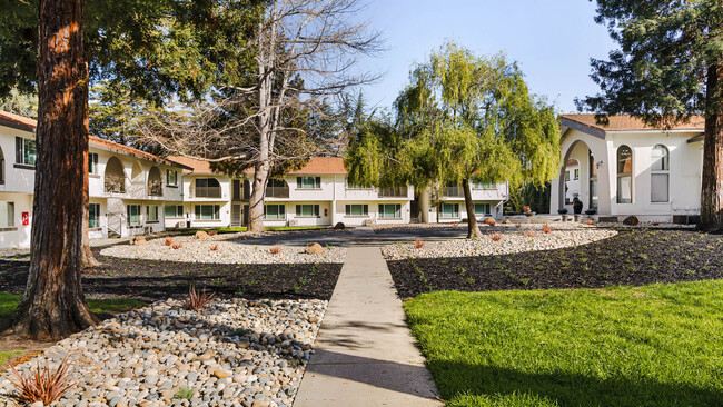 The Arches in Sunnyvale, CA - Foto de edificio - Building Photo