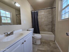 6005 Tampa Ave in El Paso, TX - Building Photo - Building Photo