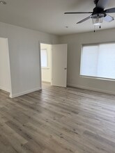 811 Austin Ave in Inglewood, CA - Foto de edificio - Building Photo