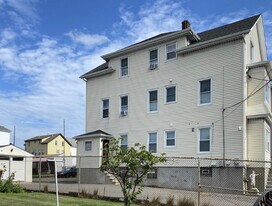 133 Fenner St, Unit 1