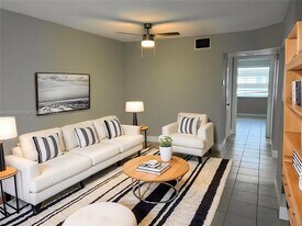 335 SW 20th St in Fort Lauderdale, FL - Building Photo