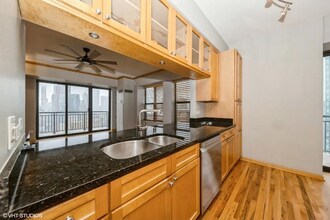 41 E 8th St in Chicago, IL - Building Photo - Building Photo