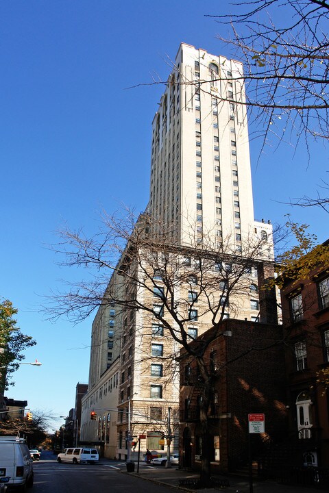 The St. George Tower in Brooklyn, NY - Foto de edificio