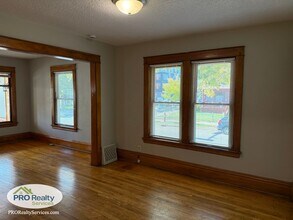100 W 36th St in Minneapolis, MN - Building Photo - Building Photo