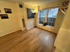 1756 Corcoran St NW, Unit Corcoran St in Washington, DC - Building Photo - Building Photo