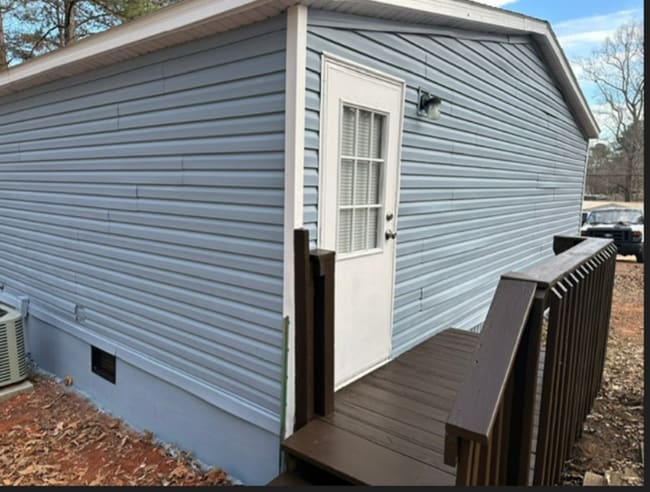 152 W Lakeview Dr in Temple, GA - Building Photo - Building Photo