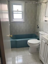 331 E Market St in Long Beach, NY - Building Photo - Building Photo
