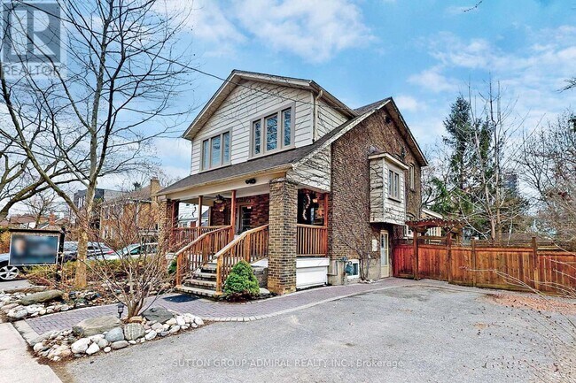 73 Glendora Ave in Toronto, ON - Building Photo - Building Photo