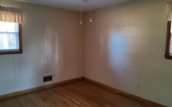 5442 Oakland Dr in Sumter, SC - Building Photo - Building Photo