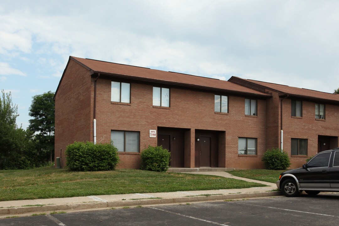 Coolavin Apartments in Lexington, KY - Foto de edificio