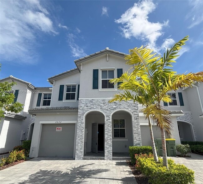 property at 2622 SE 10th St