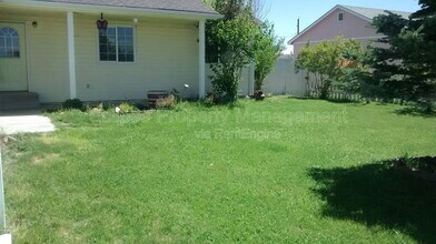 1840 Edison Ave in Alamosa, CO - Building Photo - Building Photo