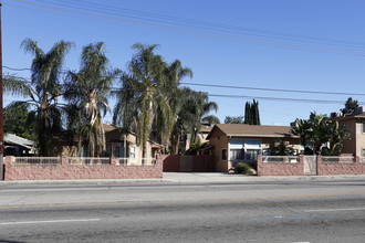 4962-4966 Sepulveda Blvd in Sherman Oaks, CA - Building Photo - Primary Photo