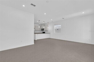 9656 Peace Dr in Orlando, FL - Building Photo - Building Photo