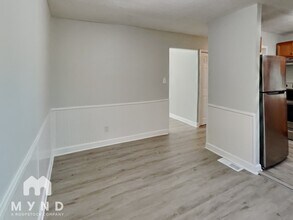 3754 Clovis Ct NW in Atlanta, GA - Building Photo - Building Photo