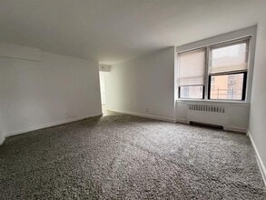 144-50 38th Ave in Queens, NY - Building Photo - Building Photo