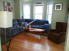 277 Freeman St in Brookline, MA - Building Photo