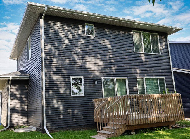 4728 NW 167th St in Urbandale, IA - Building Photo - Building Photo