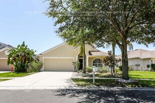 449 Stone Briar Dr in Ruskin, FL - Building Photo