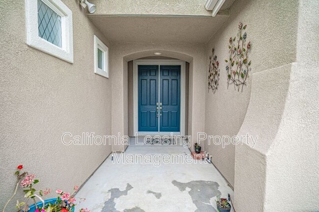 25910 Tennyson Ln in Stevenson Ranch, CA - Building Photo - Building Photo