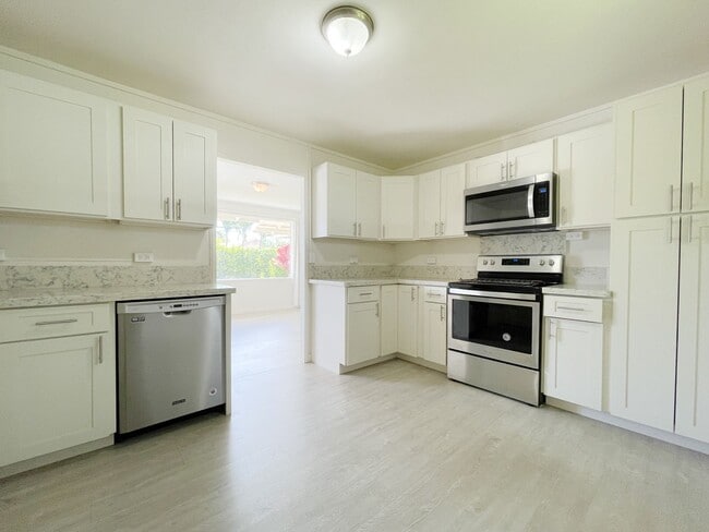 335 Oneawa St in Kailua, HI - Building Photo - Building Photo