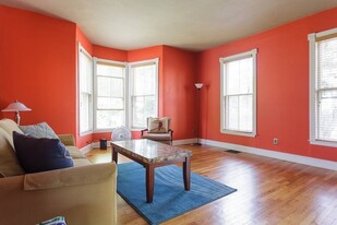 19 Kenton Rd, Unit #1 in Boston, MA - Building Photo