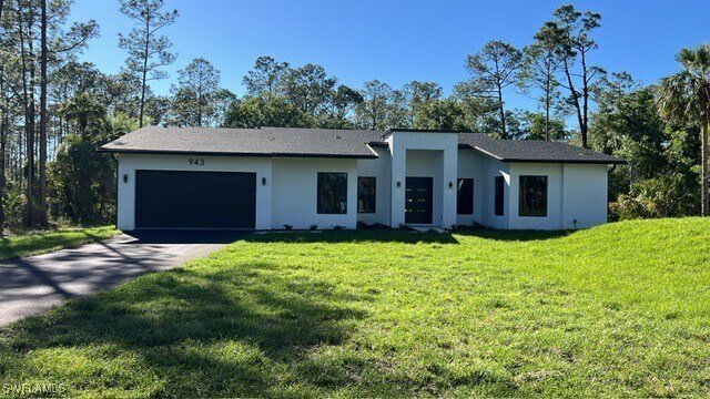 property at 943 Everglades Blvd N