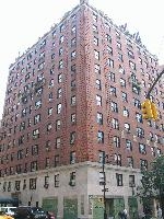 40 E 66th St in New York, NY - Building Photo - Building Photo