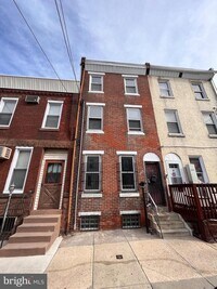 2029 E Orleans St photo'