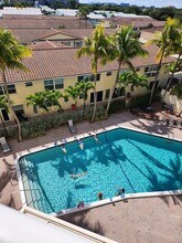 6000 N Ocean Blvd, Unit 5E in Fort Lauderdale, FL - Foto de edificio - Building Photo