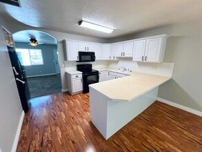 1720 E Main St in Tremonton, UT - Building Photo - Building Photo