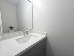 99 Panabaker Dr in Ancaster, ON - Building Photo - Building Photo