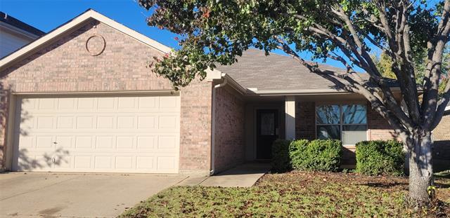 10345 Bear Hollow Dr in Fort Worth, TX - Building Photo