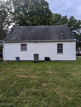 2224 Coral Sea Dr in Youngstown, OH - Building Photo - Building Photo