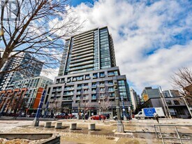 68 Abell St in Toronto, ON - Building Photo