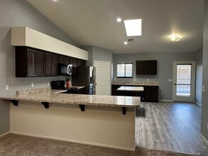 7309 E 37th Pl in Yuma, AZ - Foto de edificio - Building Photo