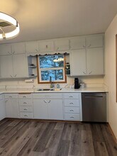 610 Linden St W in Stillwater, MN - Foto de edificio - Building Photo