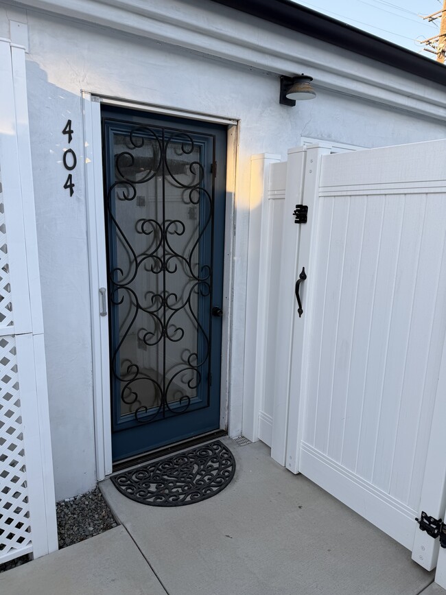 404 Indianapolis Ave, Unit 404