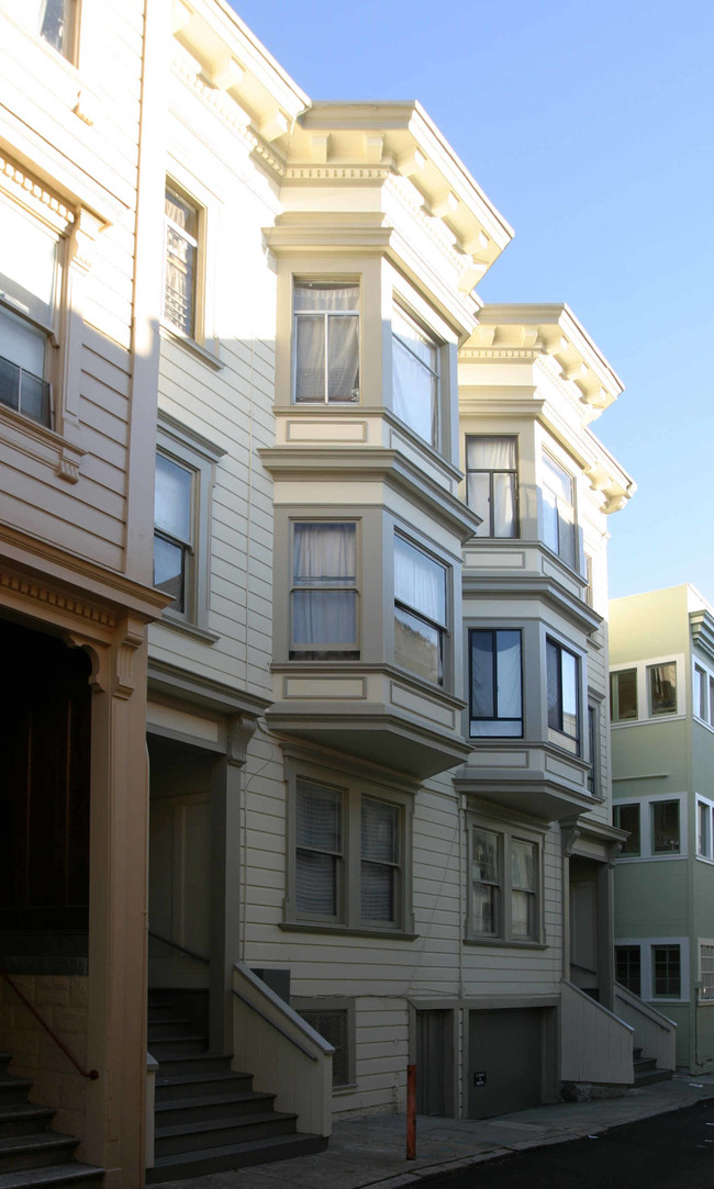 114-120 Jasper Pl in San Francisco, CA - Building Photo - Building Photo