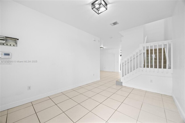 21416 NW 13th Pl in Miami Gardens, FL - Building Photo - Building Photo