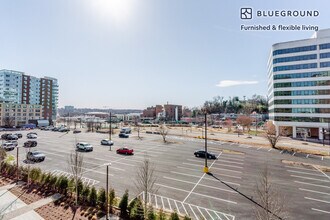 3030 Potomac Ave in Arlington, VA - Building Photo - Building Photo