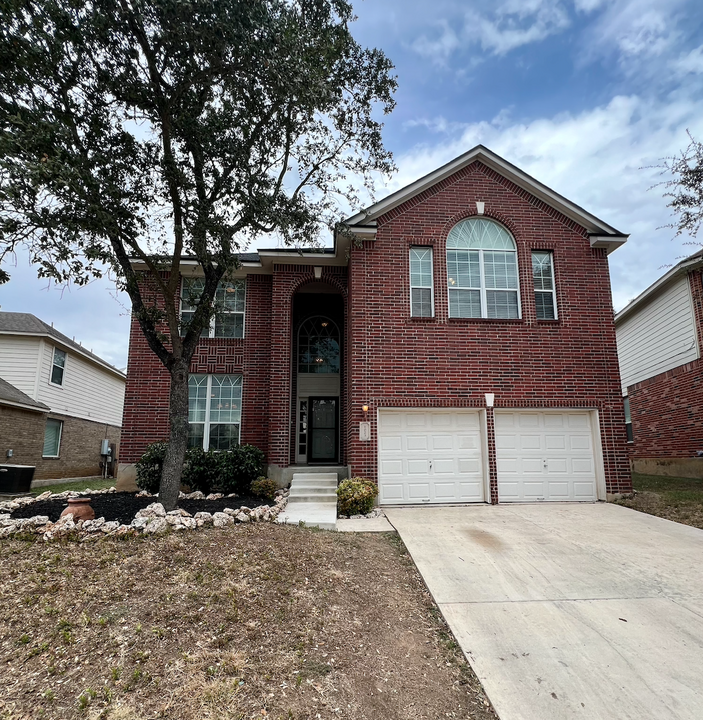 1023 Alpine Pond in San Antonio, TX - Building Photo