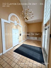 312 Clayton Xing Dr in Ellisville, MO - Building Photo - Building Photo