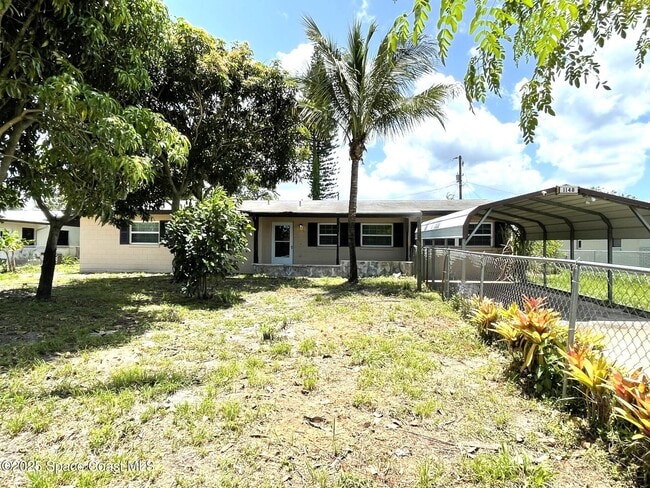 1148 N Singleton Ave in Titusville, FL - Foto de edificio - Building Photo