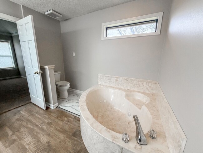 3915 Oak Rd in Bartlett, TN - Building Photo - Building Photo