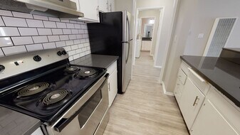 St Andrews Place in Los Angeles, CA - Building Photo