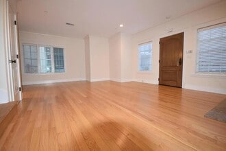 1705 Palm Ave in San Mateo, CA - Building Photo - Building Photo