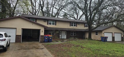 1363 Vineland Ct SE in Grand Rapids, MI - Building Photo - Building Photo